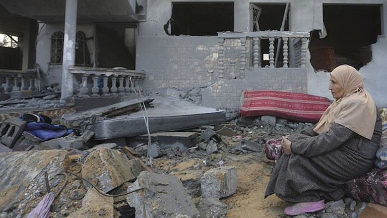 Hamas and Israel agree to extend truce for two days