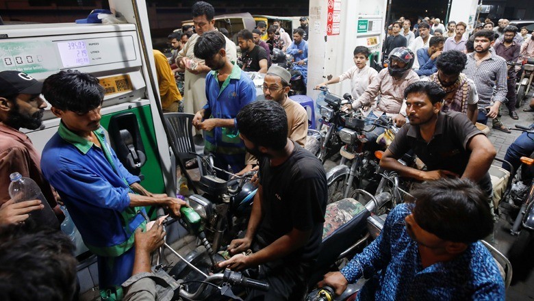 Govt keeps petrol price unchanged for next fortnight