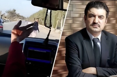 Afzal Khan Marwat disregards police's signal to pull over a checkpost