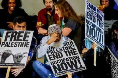 Woman draped in Palestinian flag sets self on fire outside Israel consulate in US