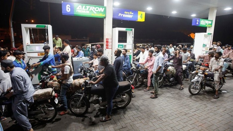 Petrol price decreased by over Rs60 in last three months