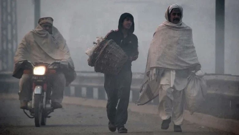 Temperature in Karachi may drop to single digit in next 24 hours
