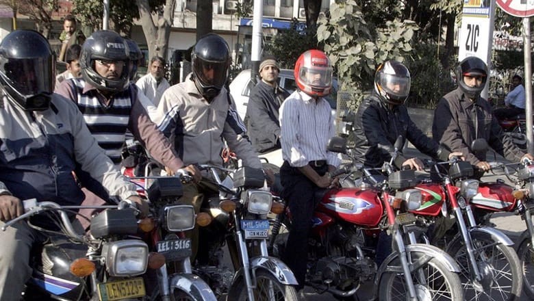 Crackdown on bikers without helmets reduces number of head injuries in Lahore