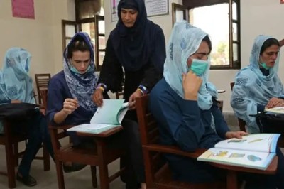 Transgender students in Lahore to get monthly stipend of Rs 10,000