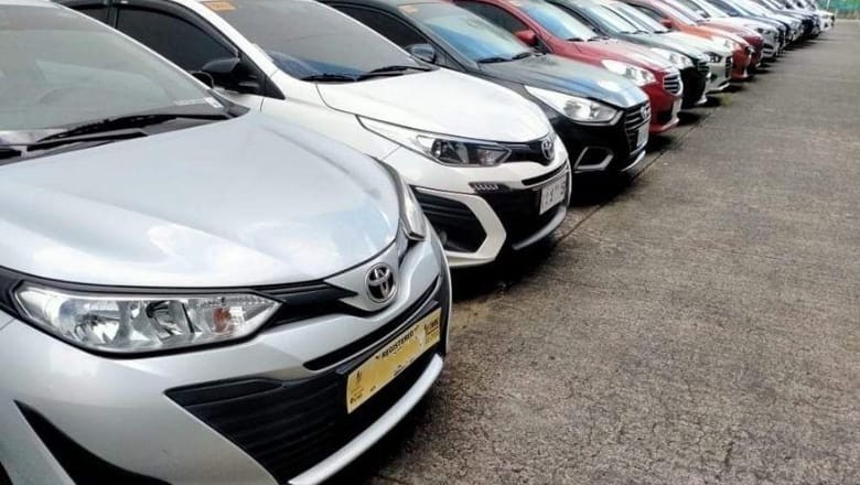 Auto financing shrinks on dismal demand in Pakistan