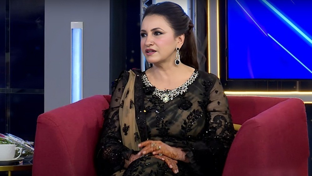 "Commitment to family values, respect for elders," Saba Faisal shares key qualities of a daughter-in-law