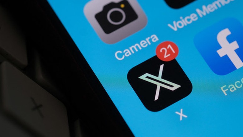 Pakistanis still unable to access microblogging site "X" after 36 hours