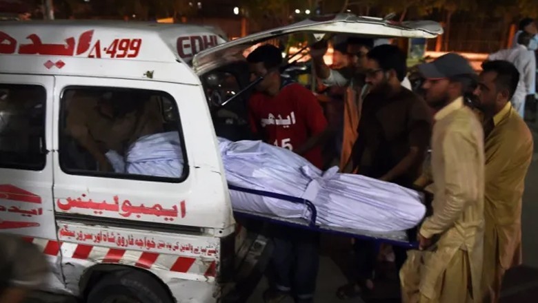 Father of five killed over robbery resistance in Karachi