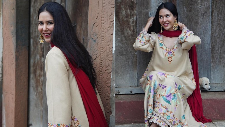 "My heart really wants to visit Pakistan," says Indian model Sonam Bajwa