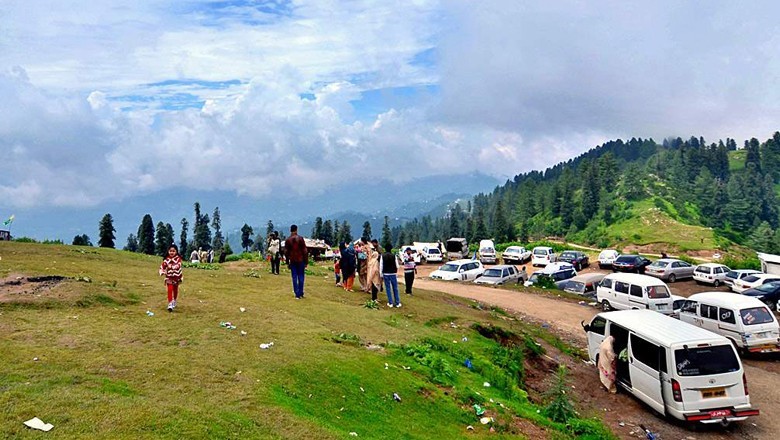 Over 174,000 visitors throng tourist spots during Eid holidays