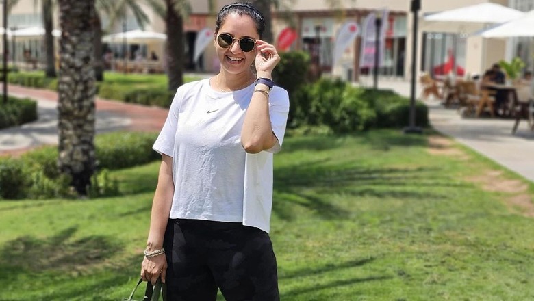 "It's in the hands of Allah:" Sania Mirza asks fans not to "carry anxiety for future"