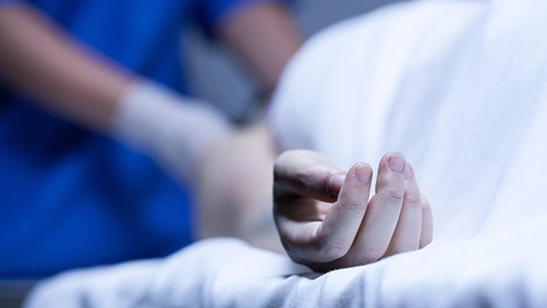 Patient dies after being left behind in locked room at Mianwali hospital during VIP visit