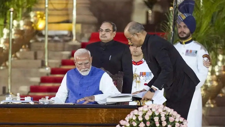 Narendra Modi appoints cabinet without any Muslim minister