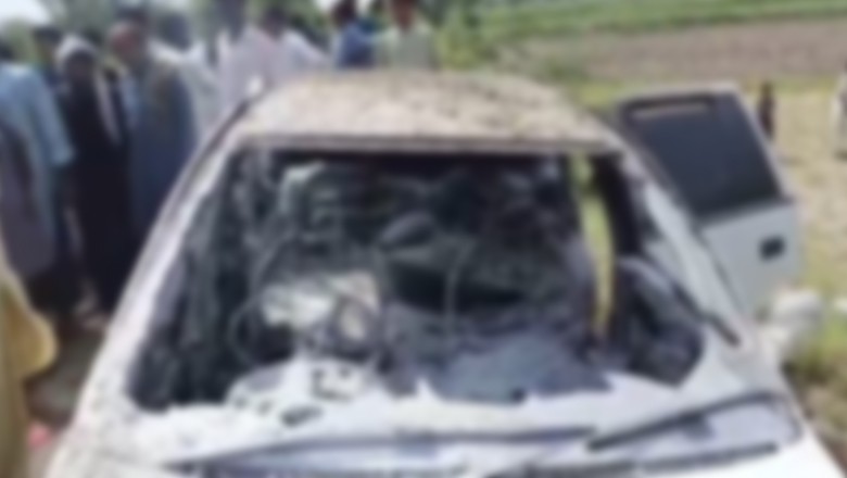 Couple, son perish as their car catches fire in Khairpur