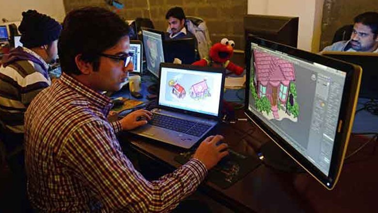 Freelancers suffer losses due to internet disruption in Pakistan