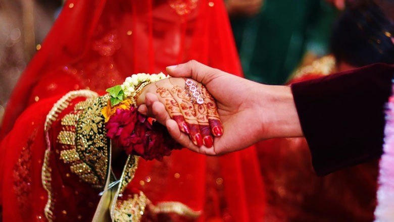 Rawalpindi bride escapes with cash, jewellery on second day of wedding