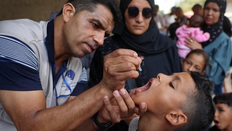 Israeli forces hold UN polio team at gunpoint in Gaza