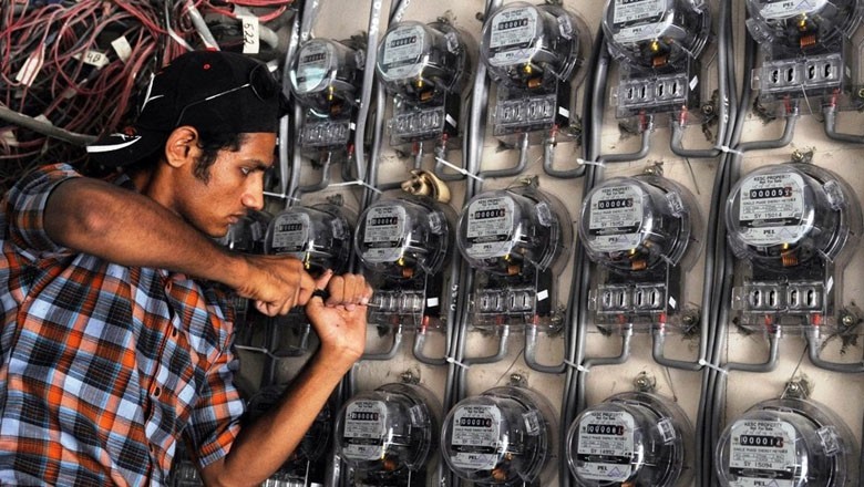 FBR decides to cut electricity and gas connections of non-filers