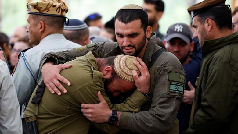 Four Israeli soldiers killed, several injured in Rafah explosion