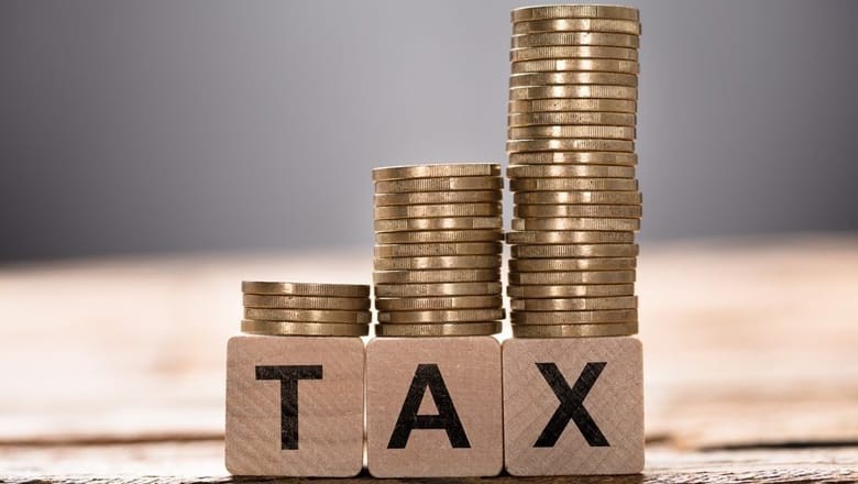 Non-filers to face THESE 15 restrictions in Pakistan from Oct 1