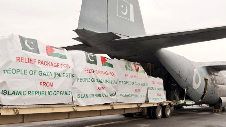Pakistan dispatches tenth humanitarian aid shipment to Gaza