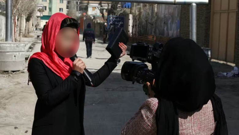 50% female journalists in Pakistan 'unaware' of pay structure: survey