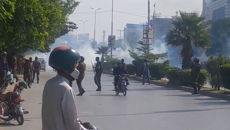 Rawalpindi students protest against alleged Lahore rape case