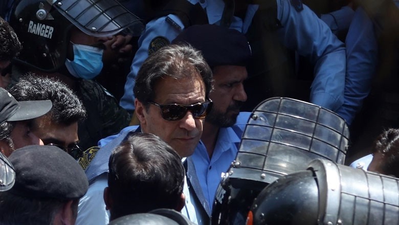 IHC directs authorities to present Imran Khan before court at 3pm today