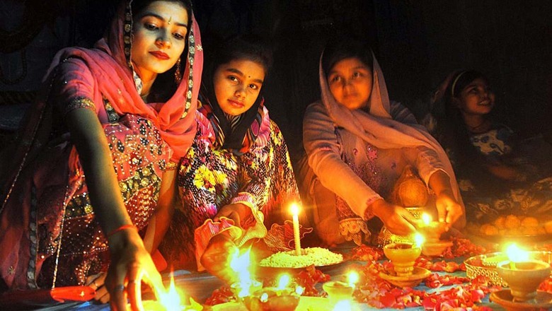 Sindh govt announces public holiday for Hindu community on Diwali