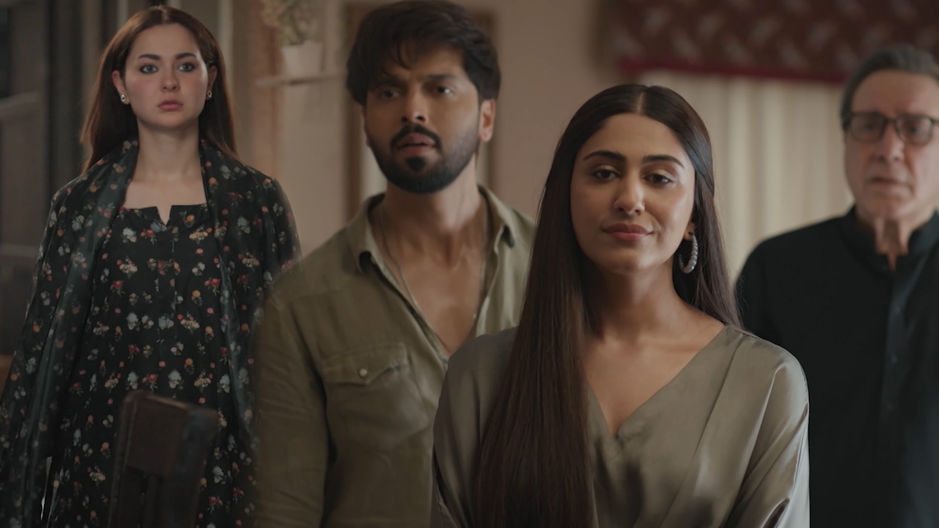 “Alvida from Rubab:” Naeema Butt bids farewell to KMKT in lighthearted video