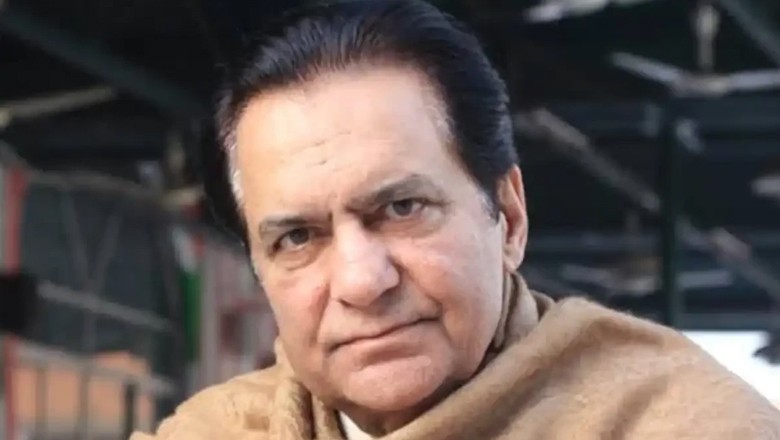 Firdous Jamal's wife files for divorce after 35 years of marriage