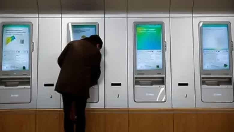 Iran, Russia link banking systems to counter US sanctions