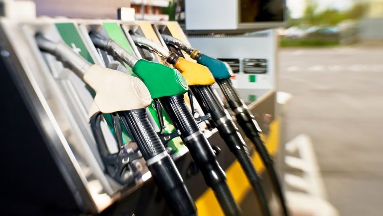 Petrol prices set to surge by Rs4-5 per litre from Nov 16