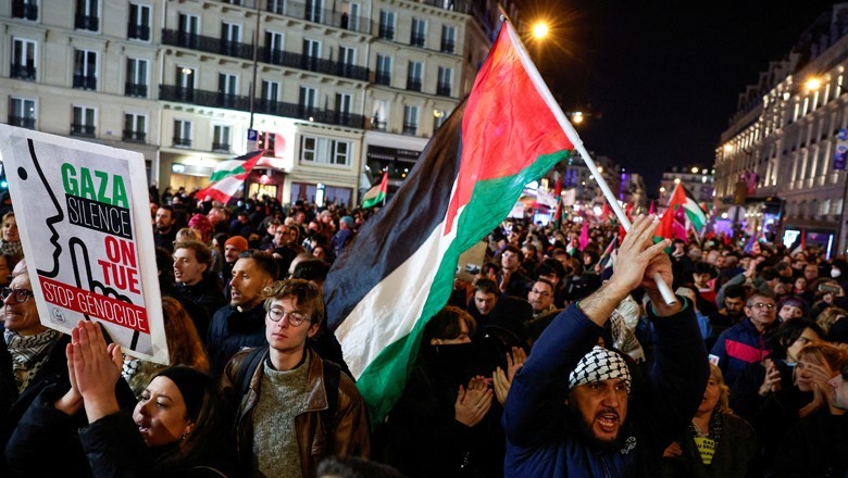 Thousands in Paris protest against gala organised by Israel’s far-right
