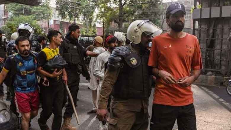 Lahore police arrest PTI workers ahead of Nov 24 protest