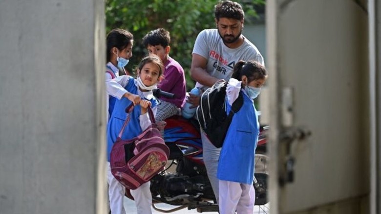 PTI protest: Islamabad, Pindi further extend closure of educational institutions