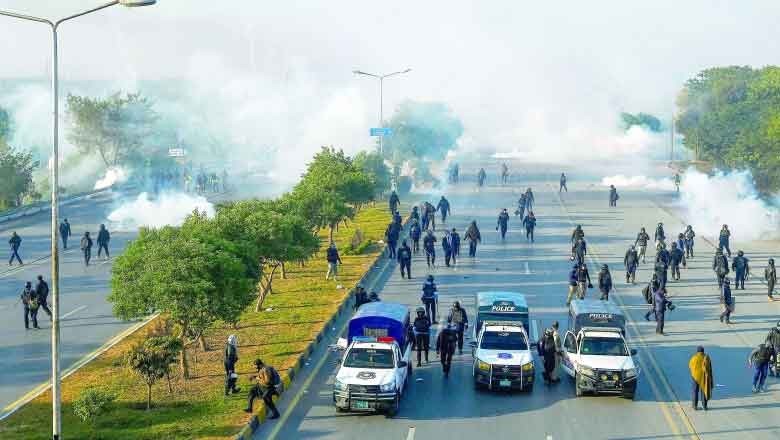PTI ends D Chowk protest after dozens of workers killed