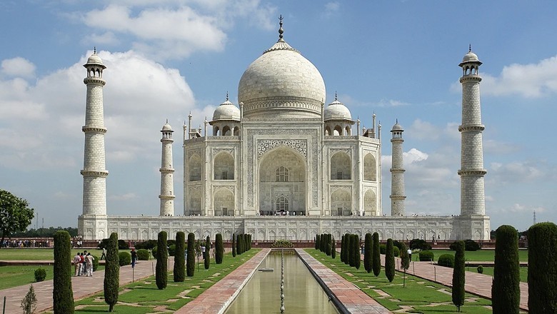 Taj Mahal gets bomb threat, turns out to be hoax