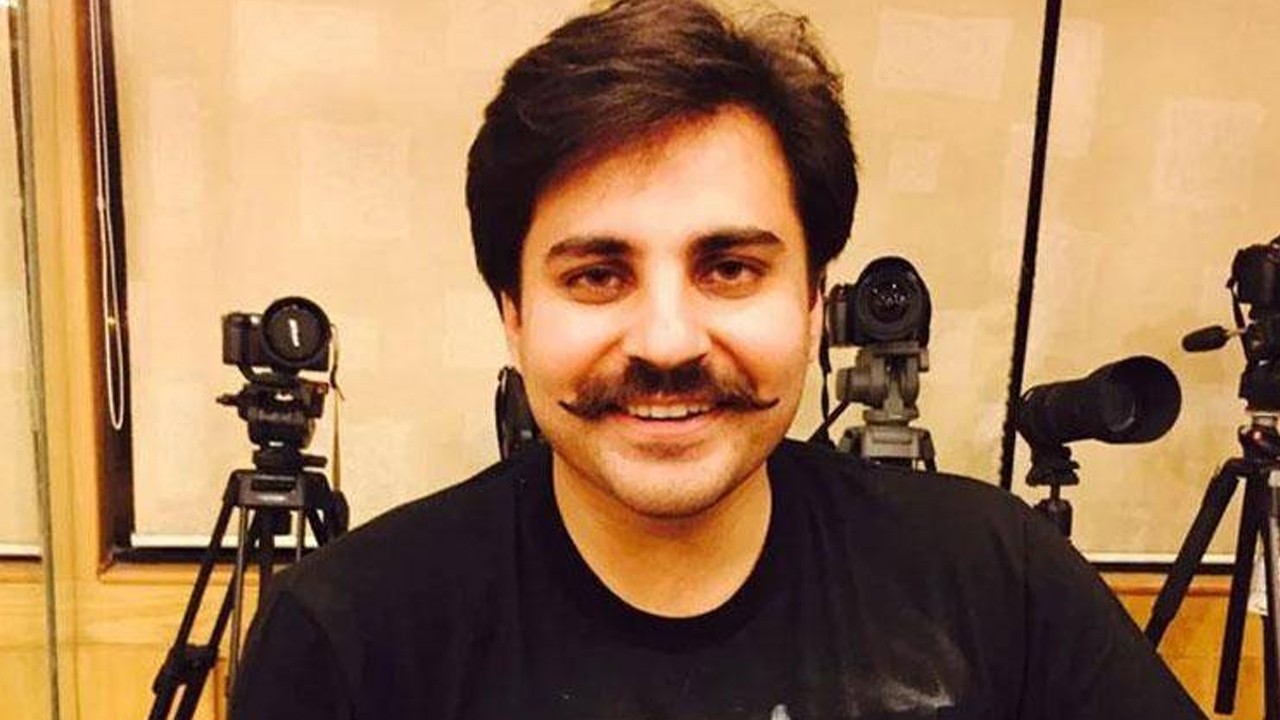 PTI leader Alamgir Khan arrested from Karachi